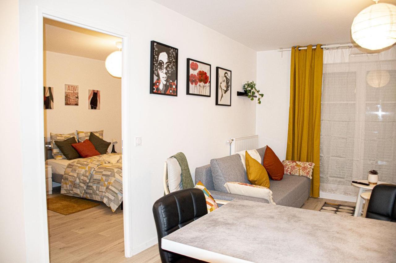 Superbe Appartement Entre Paris Et Disneyland Gagny Esterno foto