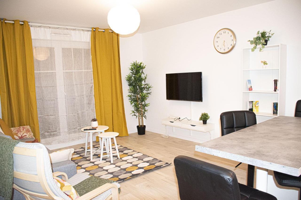 Superbe Appartement Entre Paris Et Disneyland Gagny Esterno foto